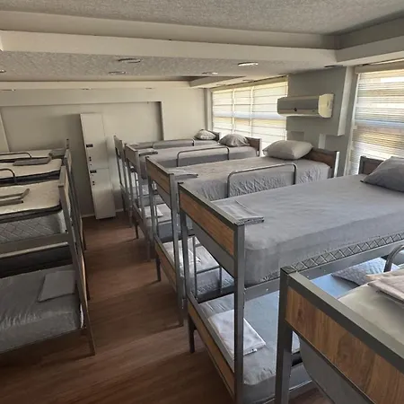 Hostelida بيت شباب كونيا